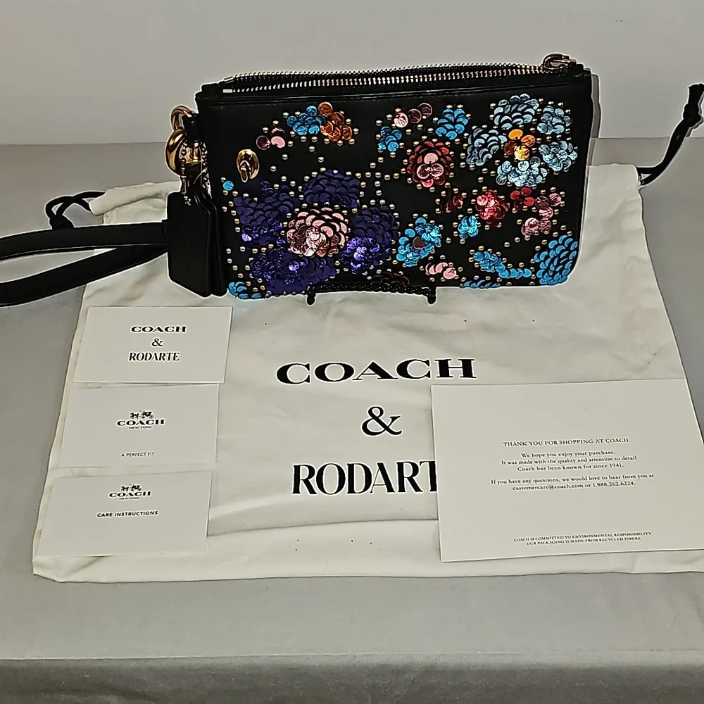 NEW COACH & Rodarte 11702 Turnlock Wristlet 30 Glovetanned Leather with Sequins - Picture 5 of 8